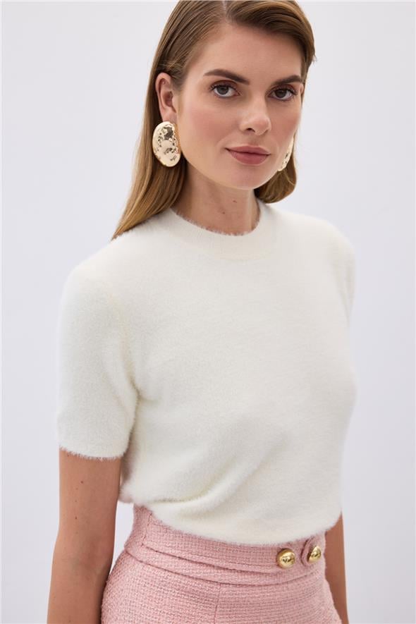 Sakallı Kısa Kol Triko - Ekru