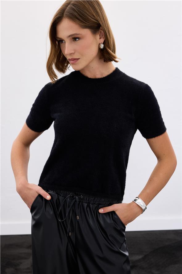 Sakallı Kısa Kol Triko - Siyah