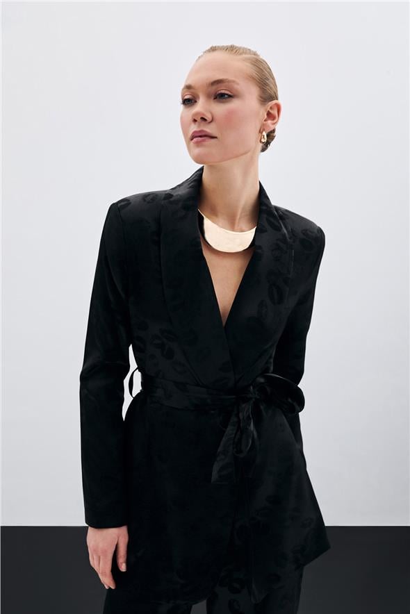 Şal Yaka Kuşaklı Ceket - Siyah