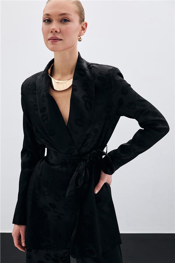 Şal Yaka Kuşaklı Ceket - Siyah