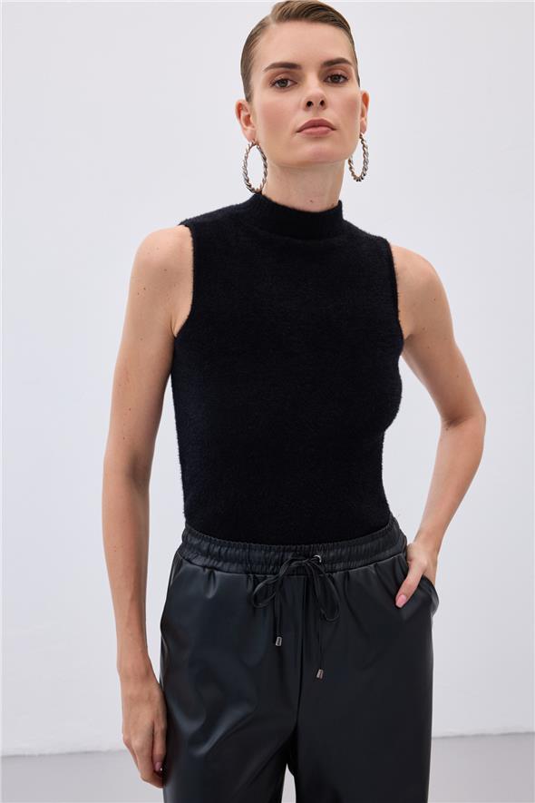 Sıfır Kol Sakallı Triko Bluz - Siyah