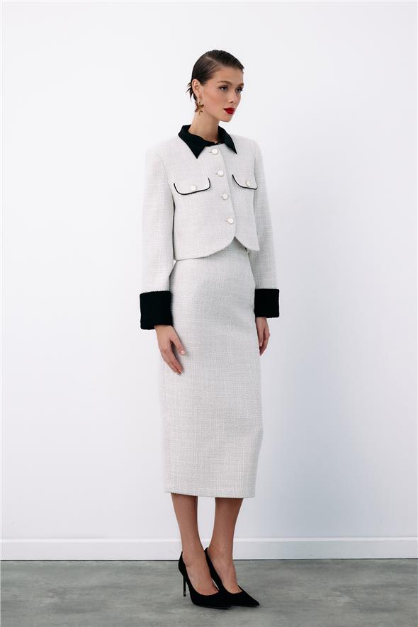 Süs Düğmeli Tüvit Kalem Etek - Taş