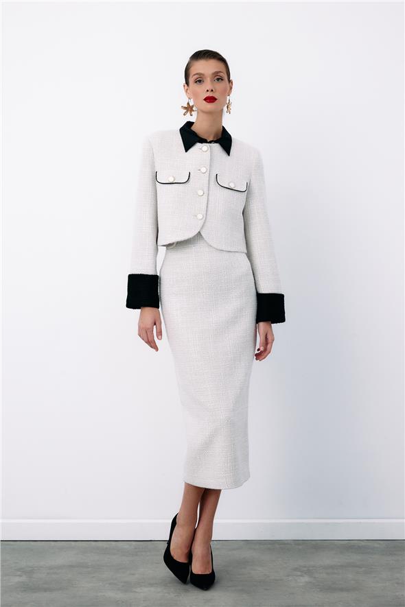 Süs Düğmeli Tüvit Kalem Etek - Taş