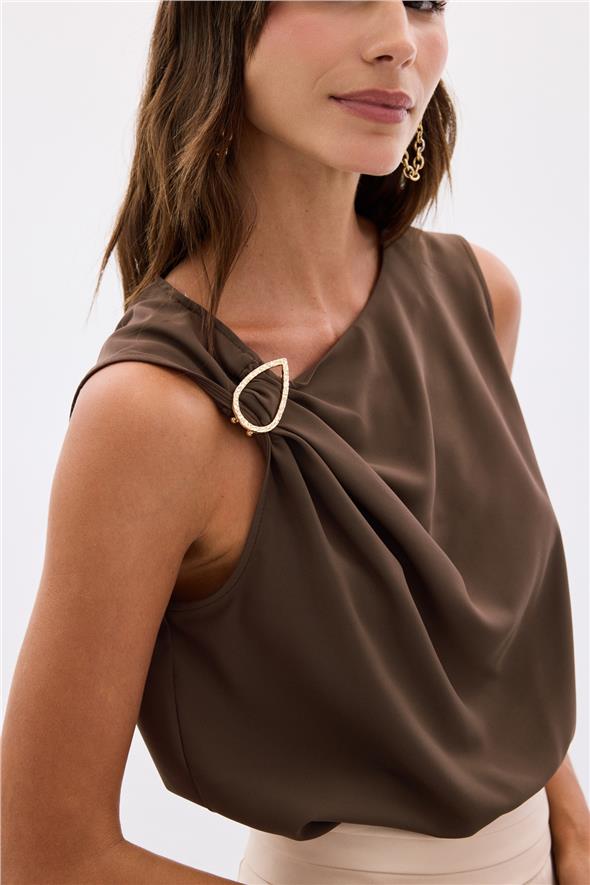 Tek Omuz Detaylı Bluz - Kahve