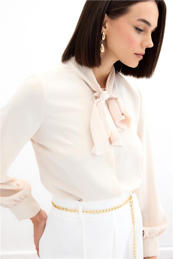 Yakası Bağlamalı Düz Gömlek - Bej