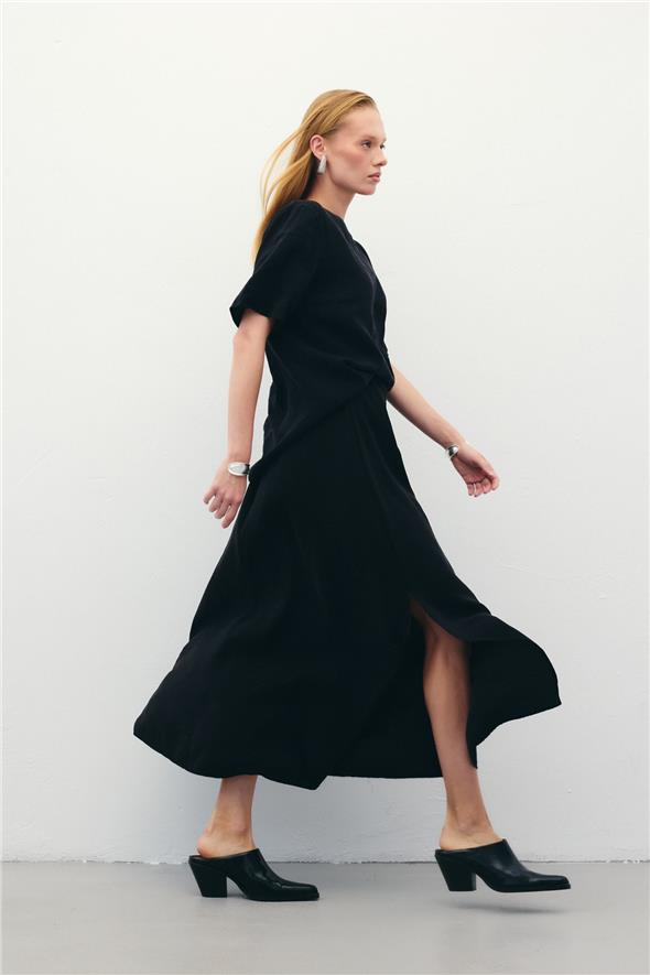 Yırtmaçlı Uzun Etek - Siyah