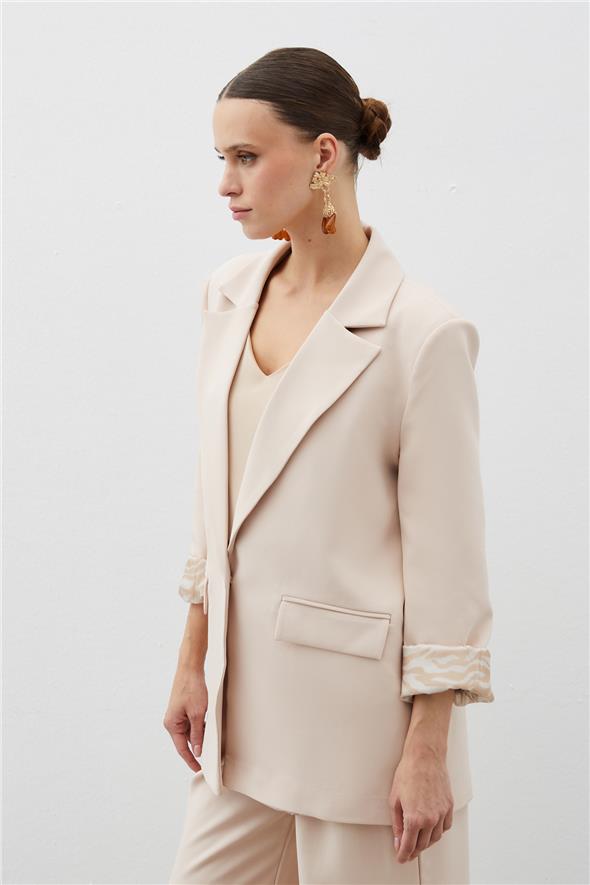 Zebra Astarlı Uzun Ceket - Bej