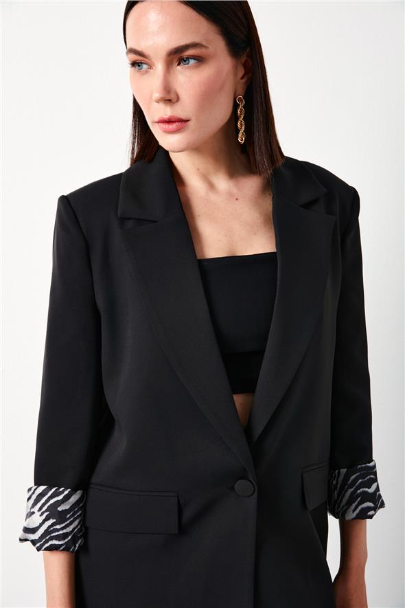 Zebra Astarlı Uzun Ceket - Siyah