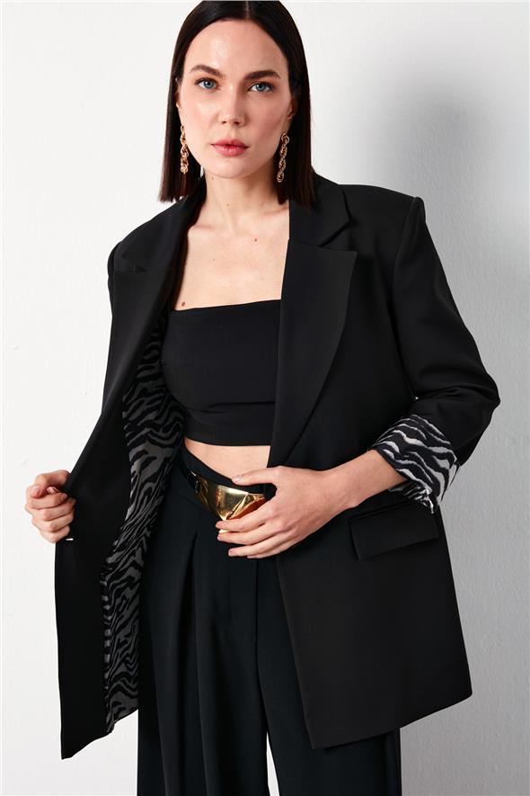 Zebra Astarlı Uzun Ceket - Siyah