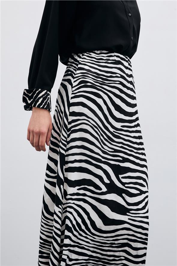 Zebra Desen Etek - Siyah