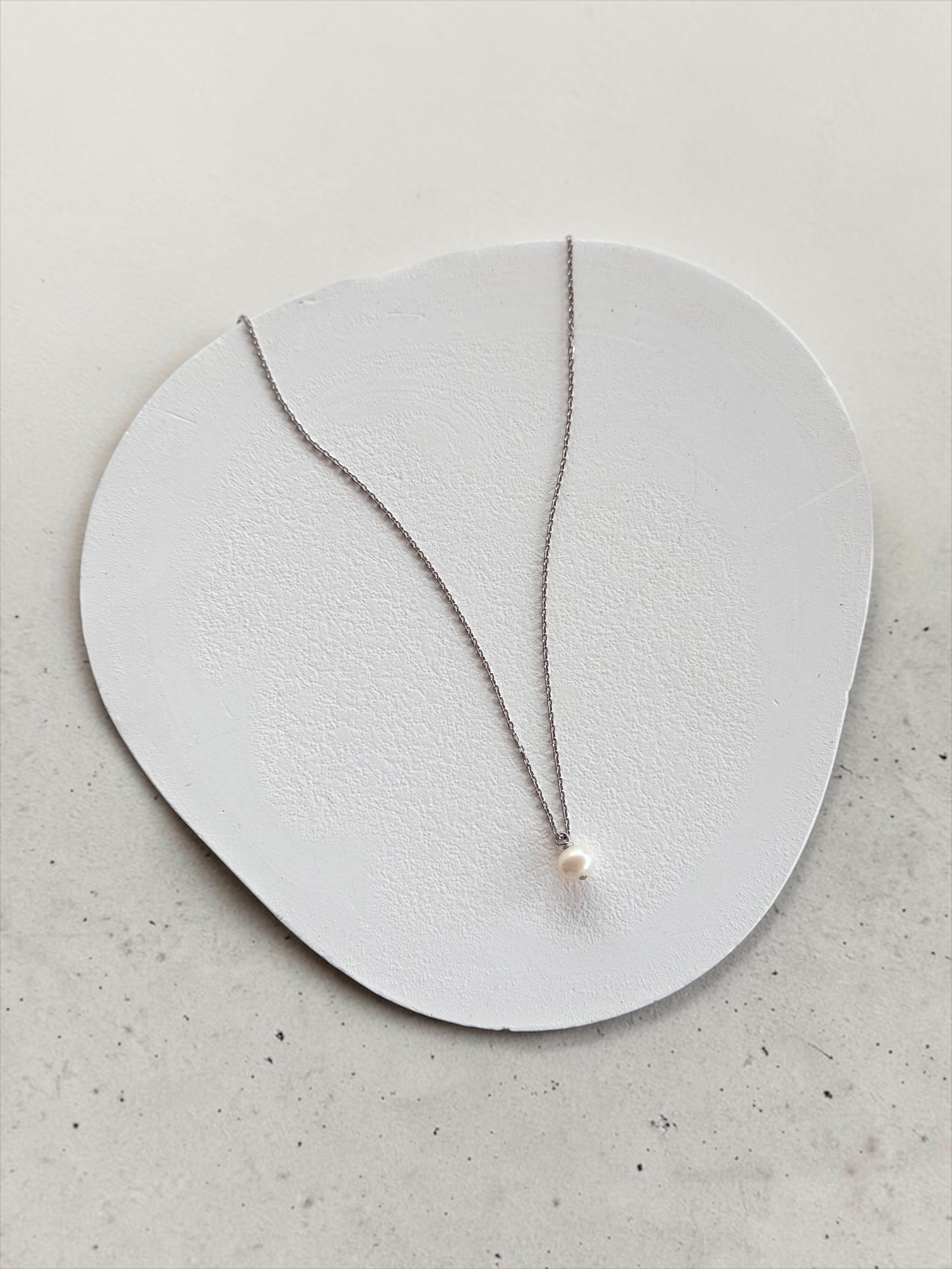 Minimal İncili Gümüş Kolye