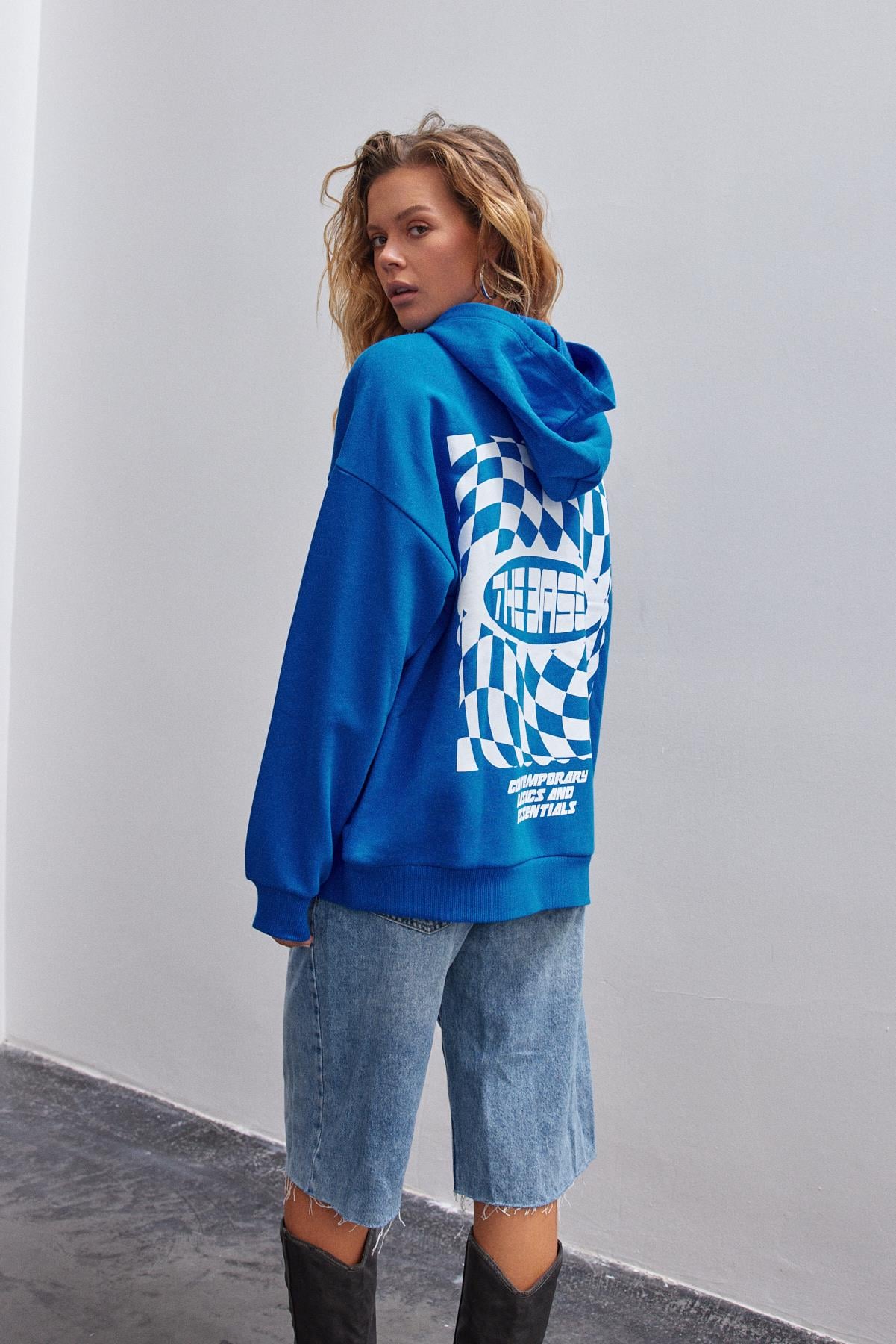 Saks Sırtı Baskılı Oversize Kapüşonlu Içi Polarli Sweatshirt