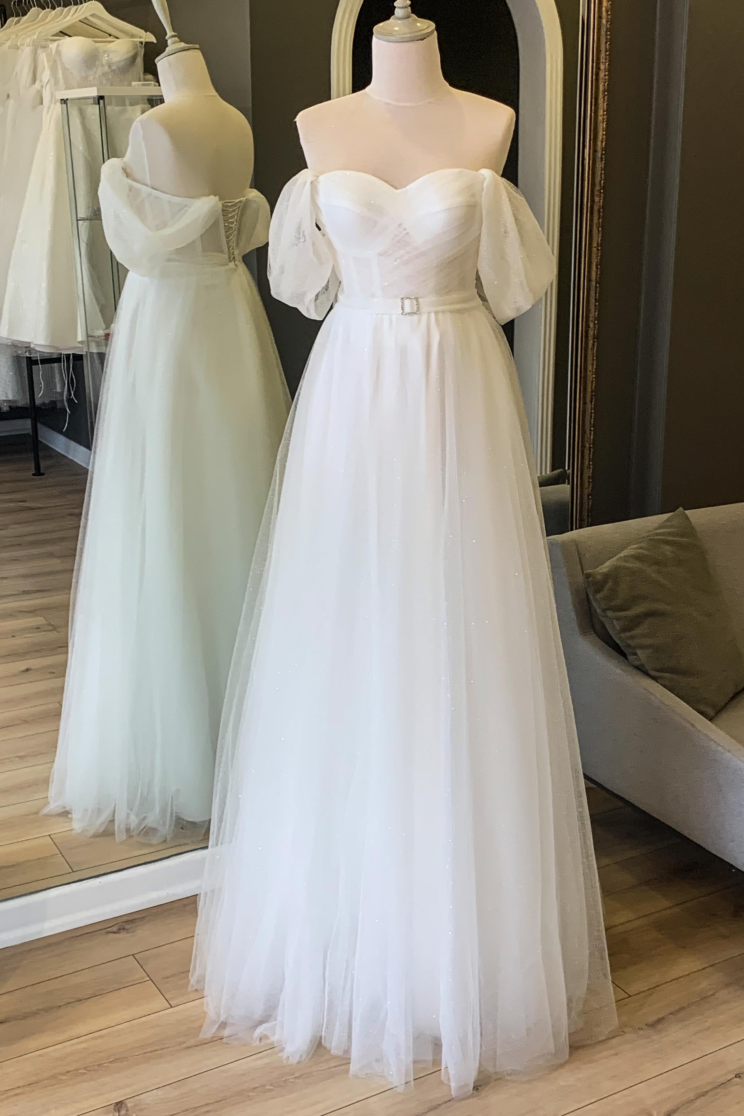 Beyaz Simli Drapeli Maxi Kemer Detaylı Transparan Abiye ve Gece Elbisesi