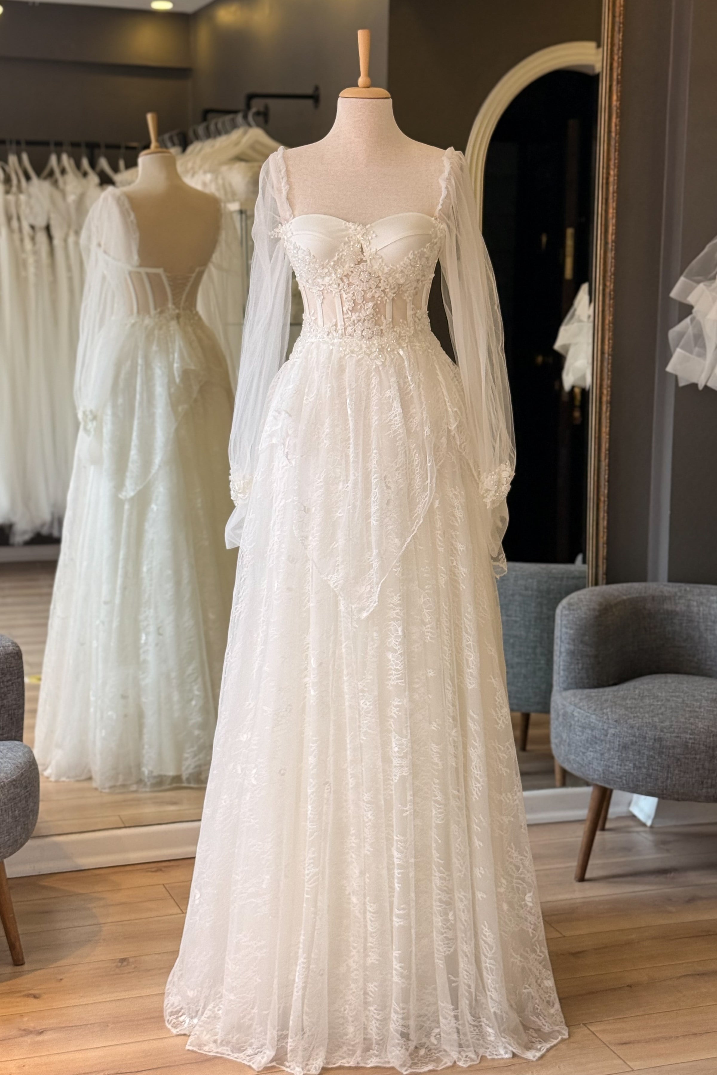 Beyaz Simli Lez Dantel Etekli ve İşlemeli Dantel Detaylı Abiye ve Nikah Elbisesi