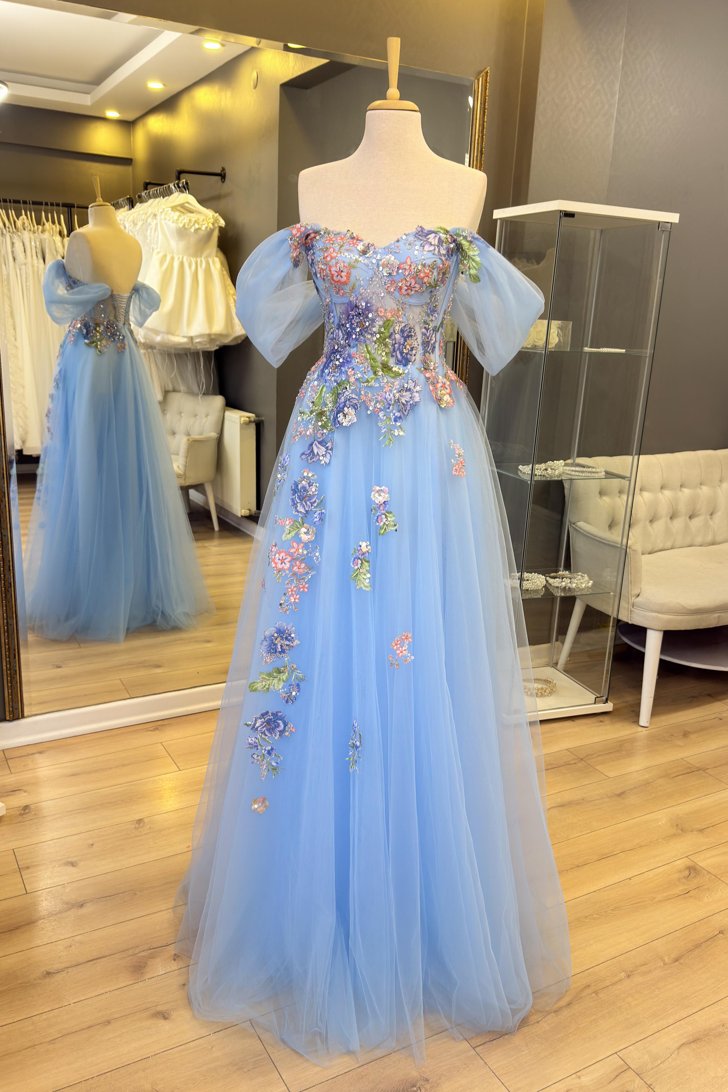 Buz Mavi Renkli Pullu Çiçek Desen Dantel Kaplama Maxi Boy Abiye ve Gece Elbise