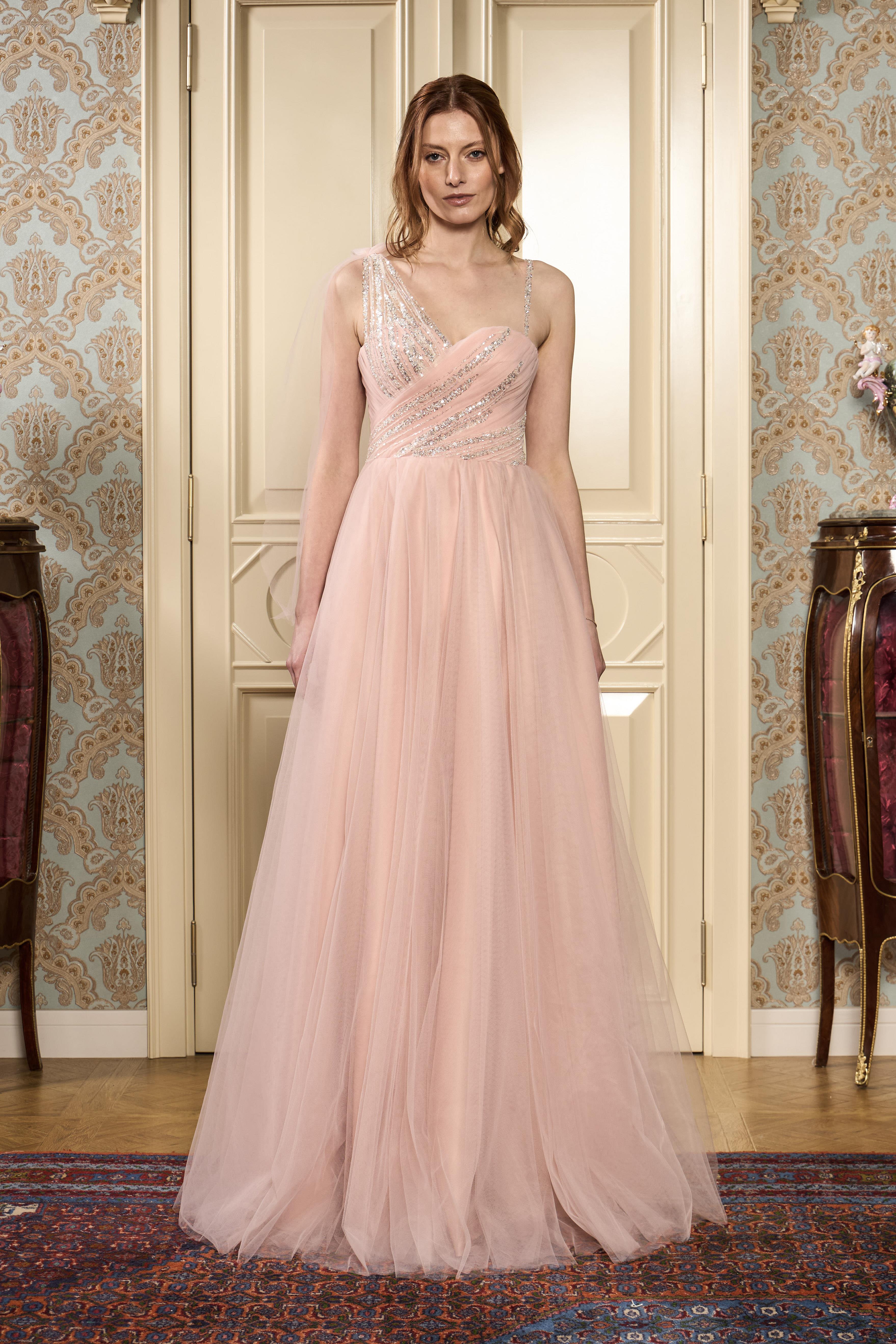 Pudra Drapeli ve Tek Omuz Dantel Detaylı Maxi Boy Abiye Elbise