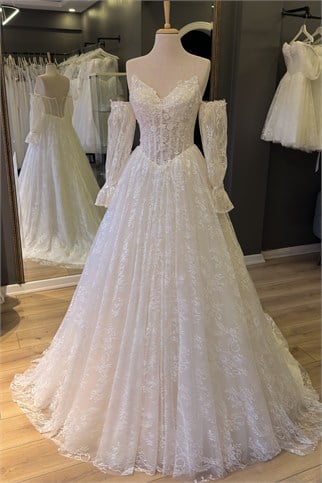 Beyaz Kuyruklu Lez Dantel Gelinlik ve Nikah Elbisesi