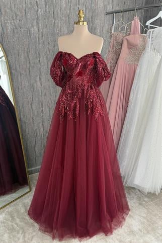 Bordo Boncuklu Dantel Kaplama ve Tüy Detaylı Maxi Abiye Elbise