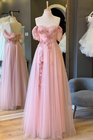 Pudra Üç Boyutlu Çiçekli ve İşlemeli Dantel Detaylı Maxi Boy Abiye ve Gece Elbisesi