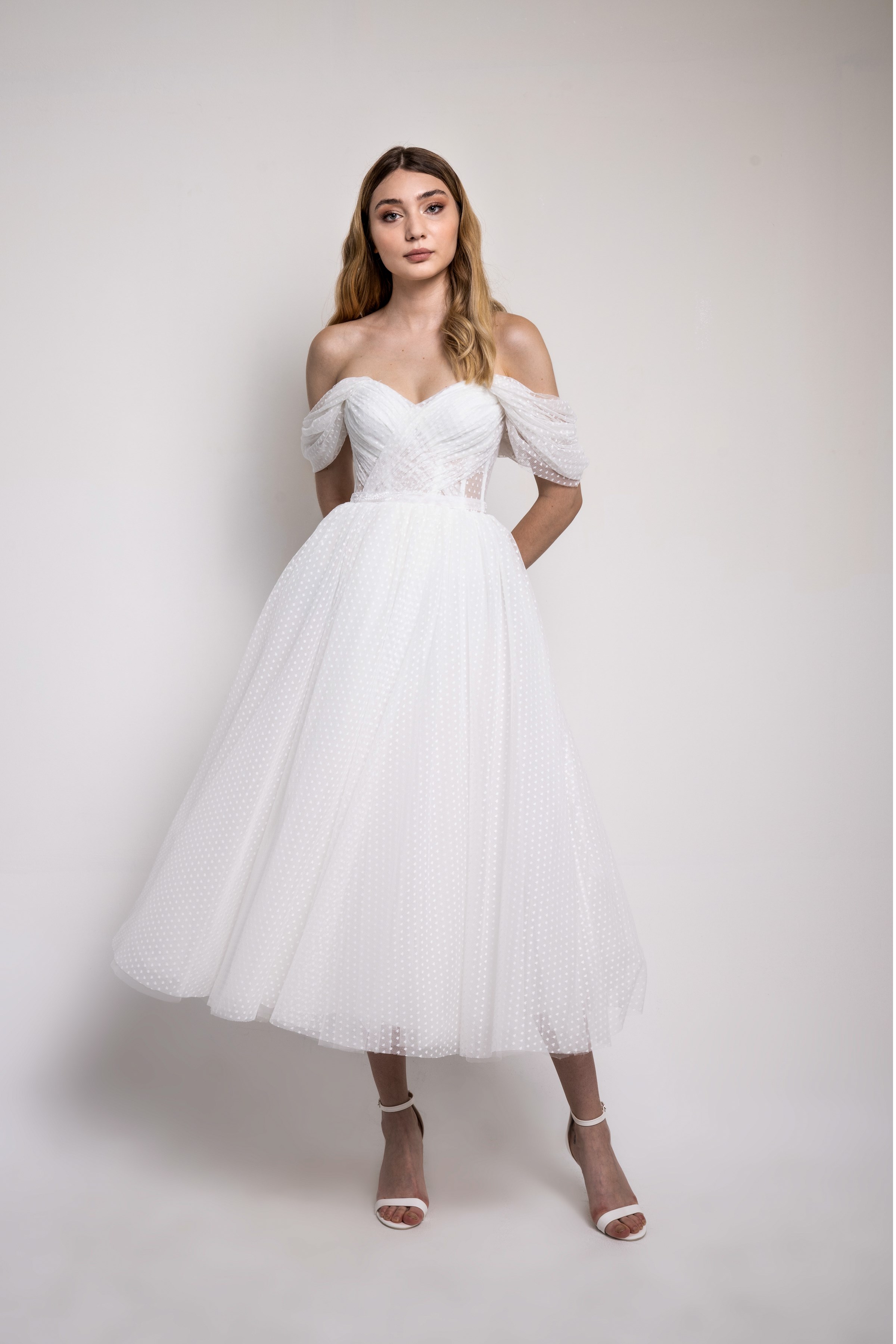 Lenta Moda Beyaz Puantiyeli Abiye Nikah Elbisesi