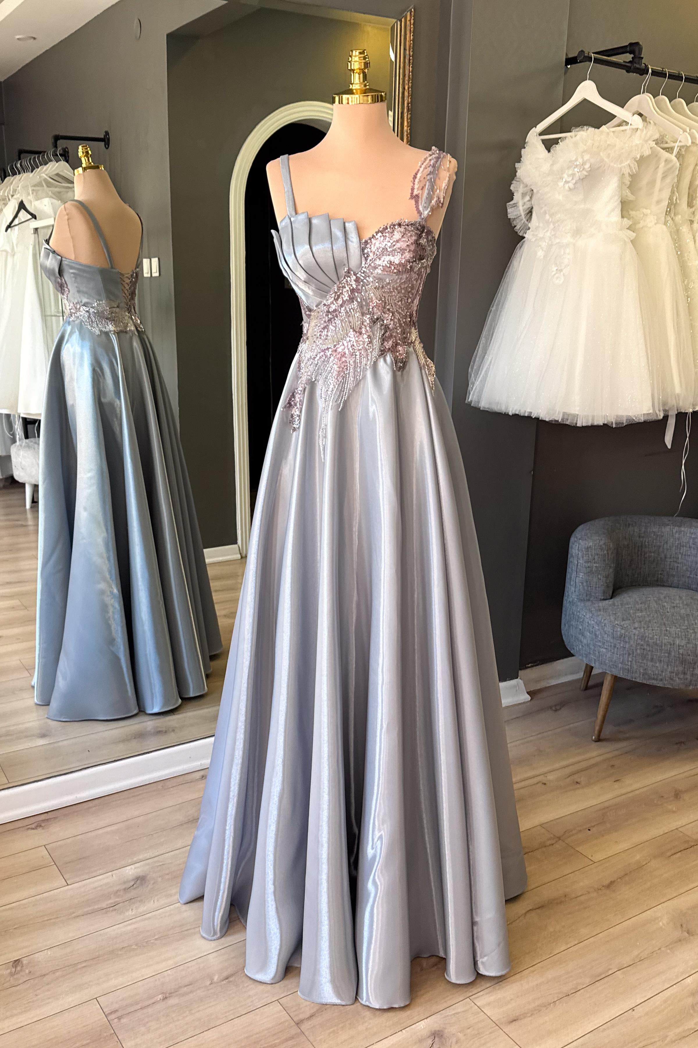 Gri Parlak Saten Drape ve Dantel Detaylı Maxi Abiye ve Gece Elbisesi