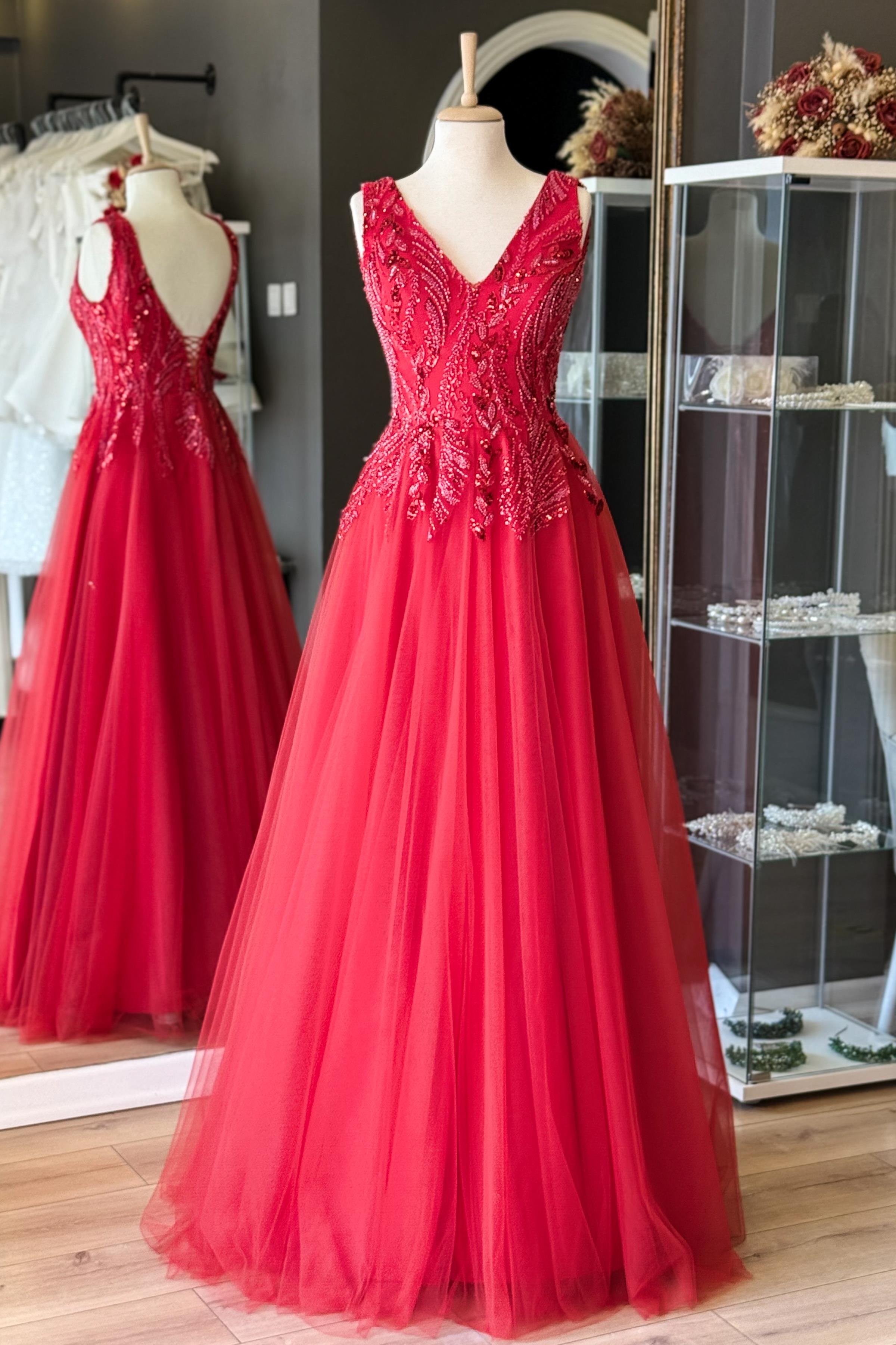 Kırmızı V Yaka Yaprak Desen Dantel Detaylı Maxi Boy Abiye ve Nikah Elbisesi