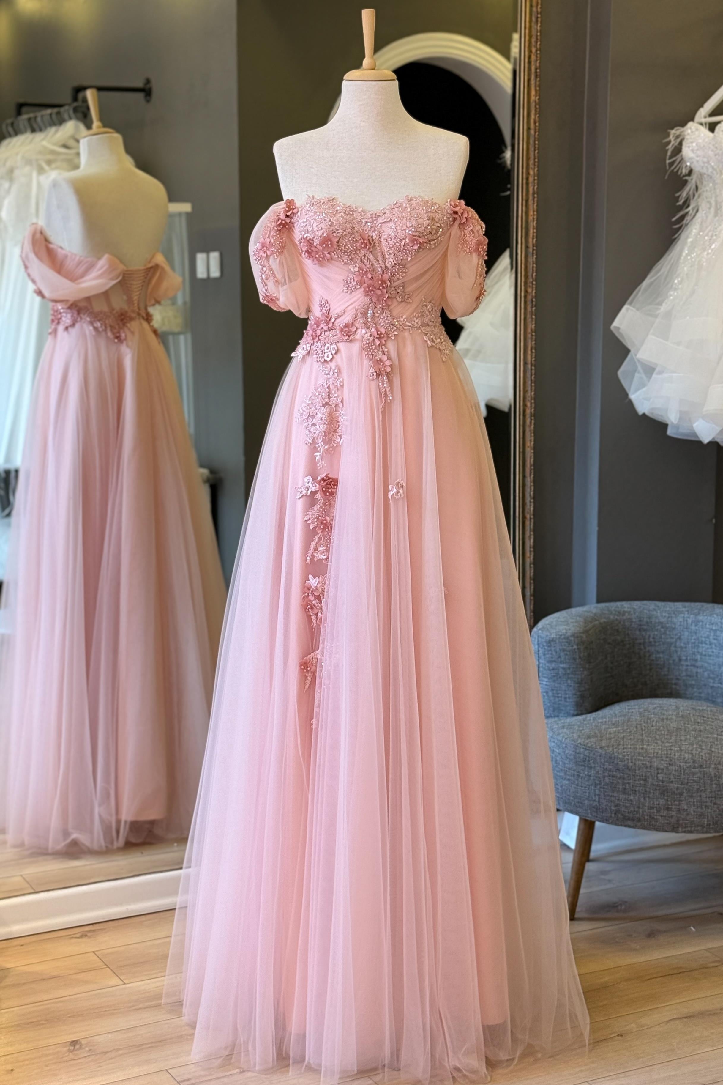 Pudra Üç Boyutlu Çiçekli ve İşlemeli Dantel Detaylı Maxi Boy Abiye ve Gece Elbisesi