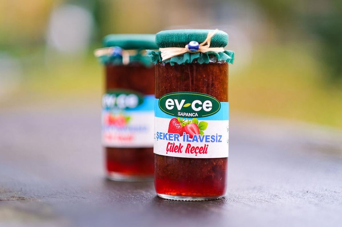 EVCE ŞEKER İLAVESİZ ÇİLEK REÇELİ 300 GR