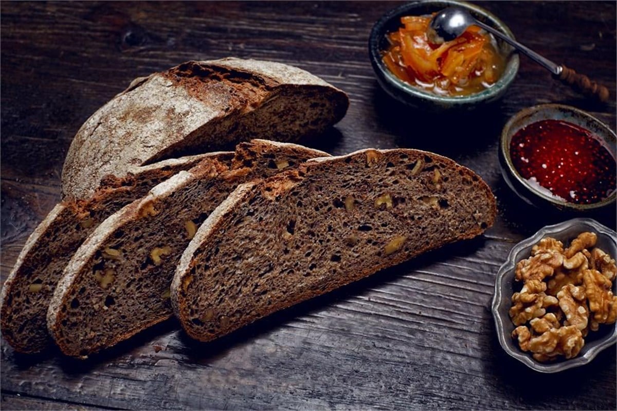 240 DERECE CEVİZLİ TAM BUĞDAY EKMEK