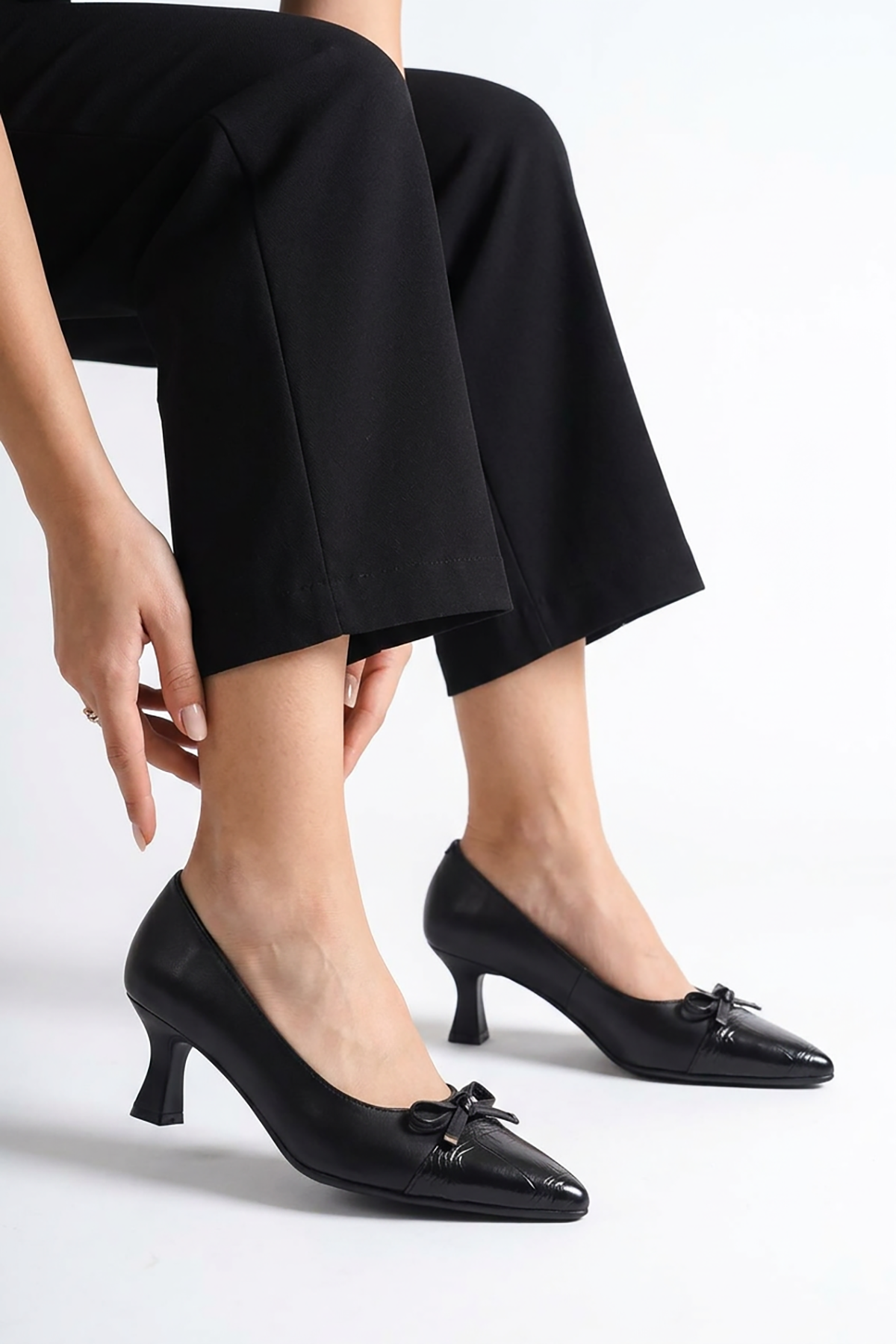 Ralser Ön Fiyonk Kroka Detaylı Kadın Alçak Topuklu Stiletto Siyah Kroka