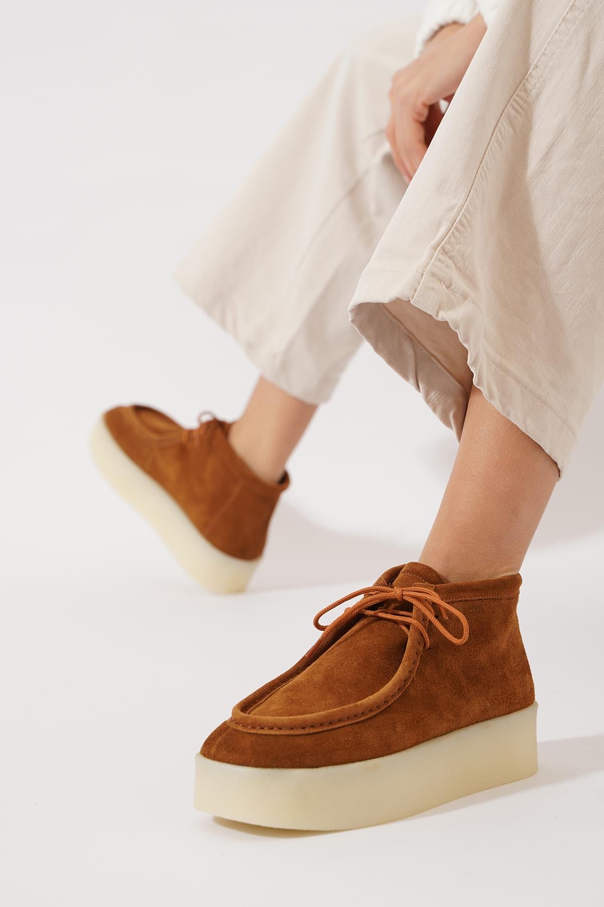 Sente Haşpapi Silikon Taban Kadın Hakiki Deri Bot Taba Süet