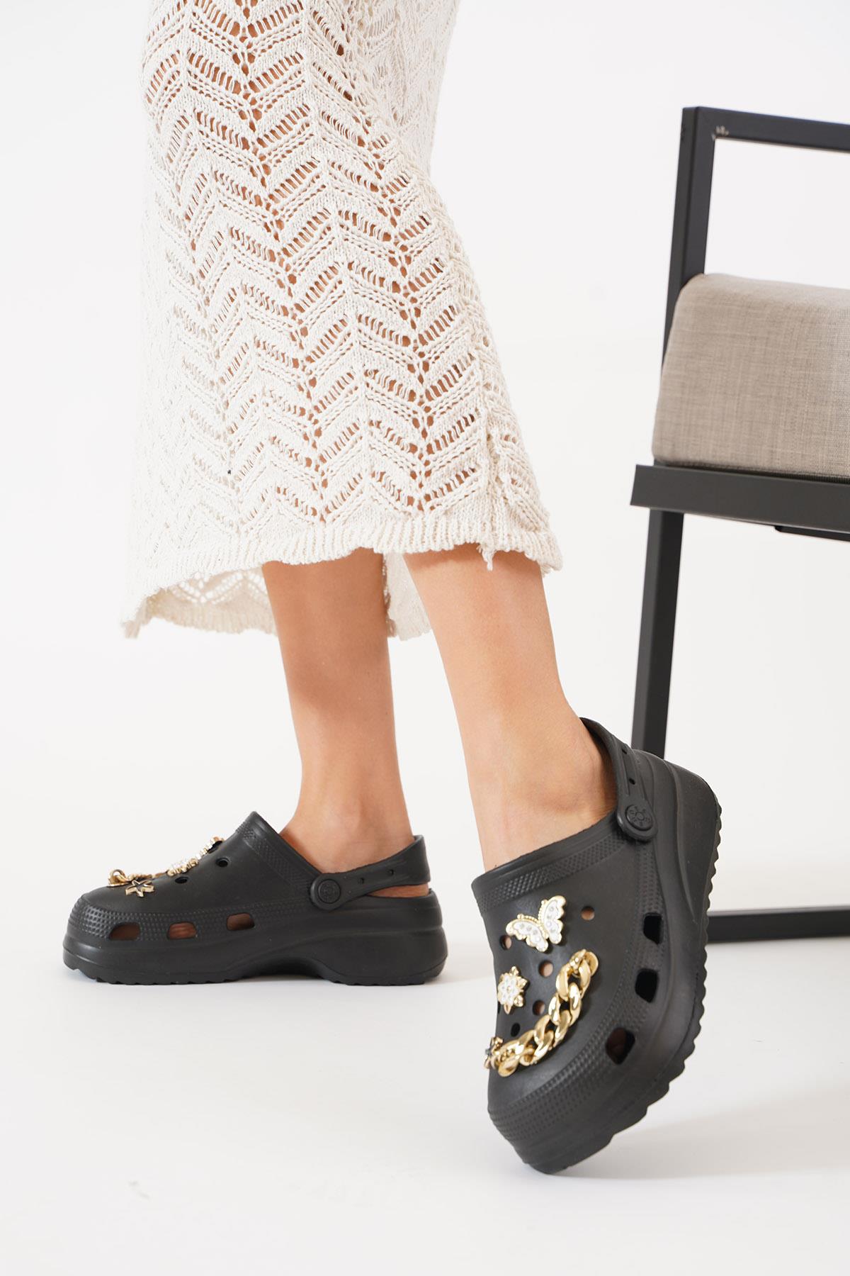 Cora Taşlı Crocs Kadın Terlik Siyah