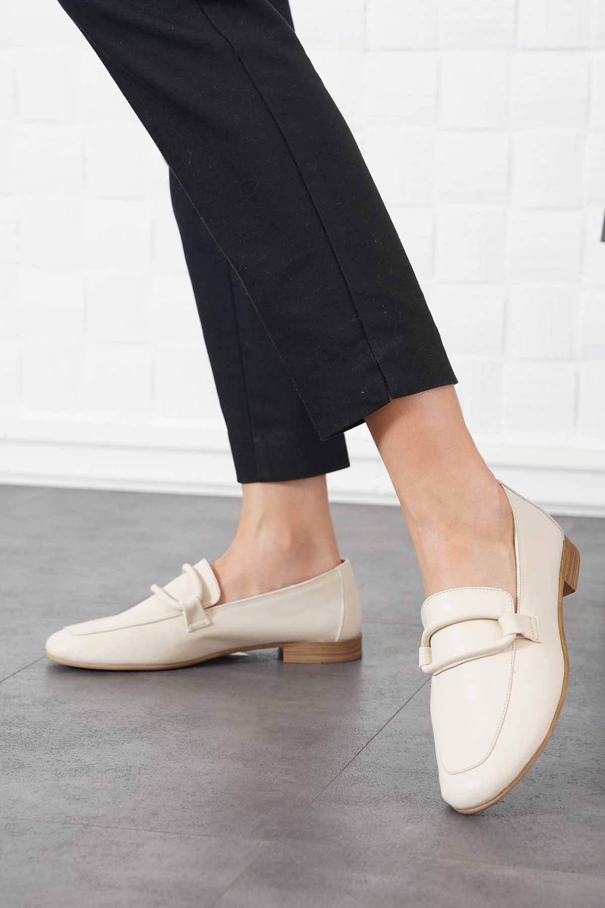 Septar Halka Parçalı Kadın Hakiki Deri Babet Bej Cilt