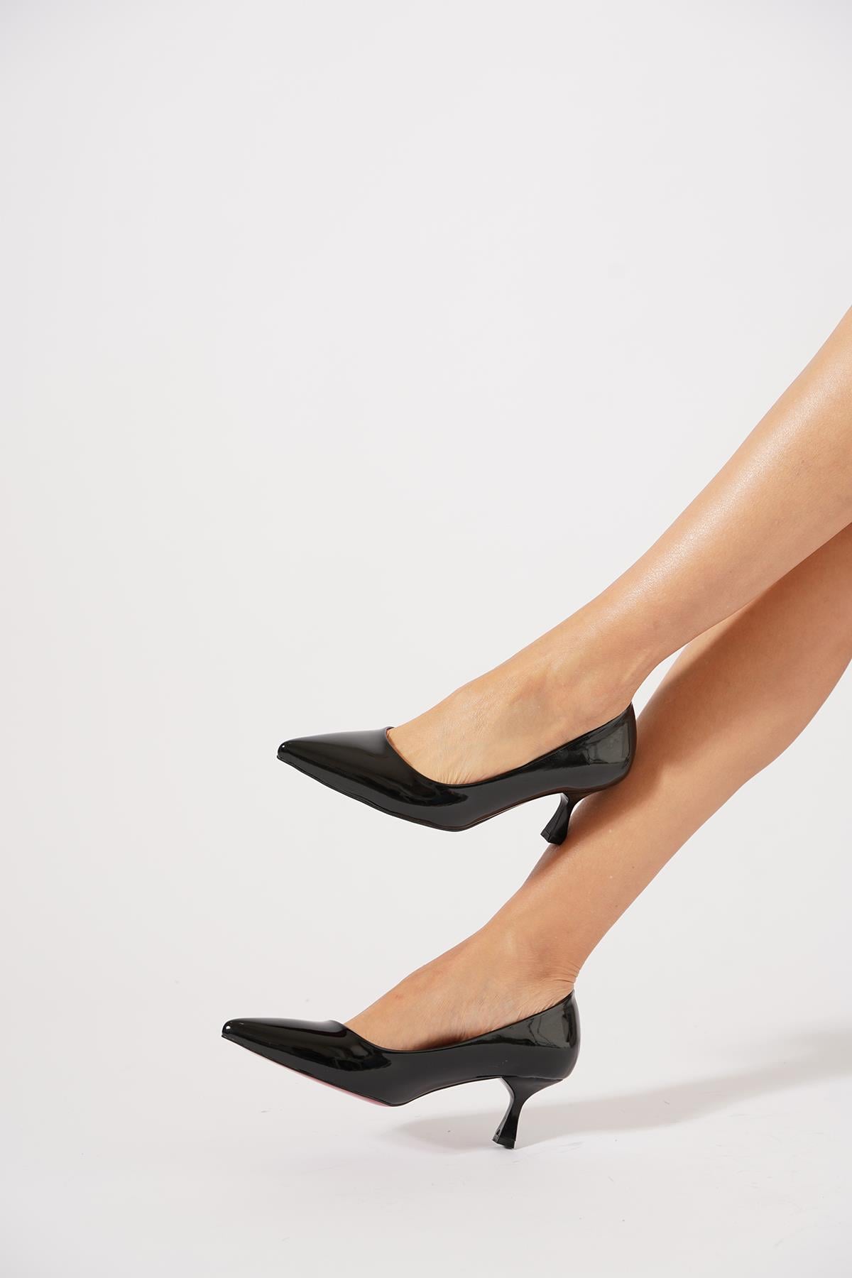 Seraste Alçak Ökçe Kadın Stiletto Siyah Rugan