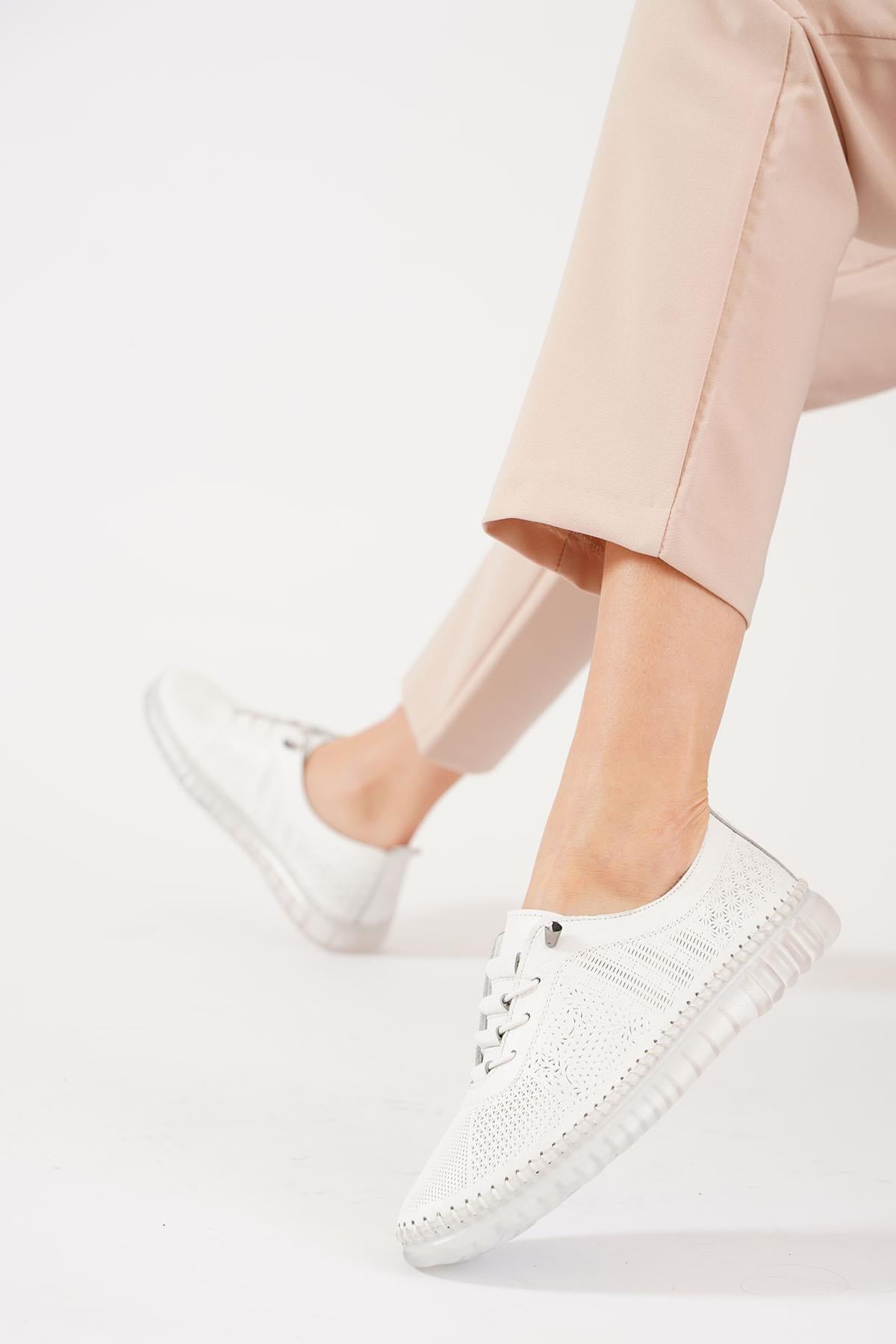 Seste Lazer Taban Dikme Hakiki Deri Kadın Ayakkabı Beyaz Cilt