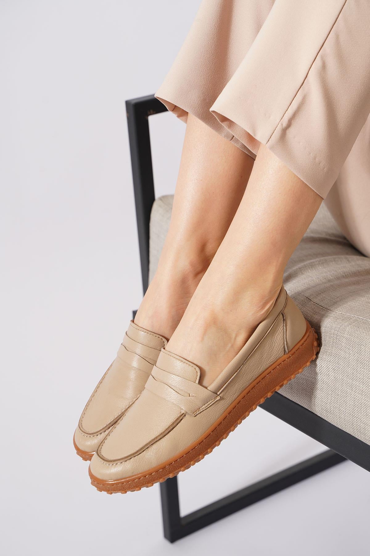 Testar Kauçuk Taban Ön Kuşaklı Kadın Hakiki Deri Ayakkabı Vizon Cilt