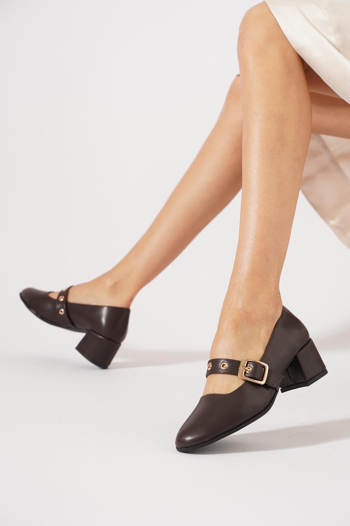 Yero Kemer Delilki Kadın Topuklu Ayakkabı Kahve Cilt