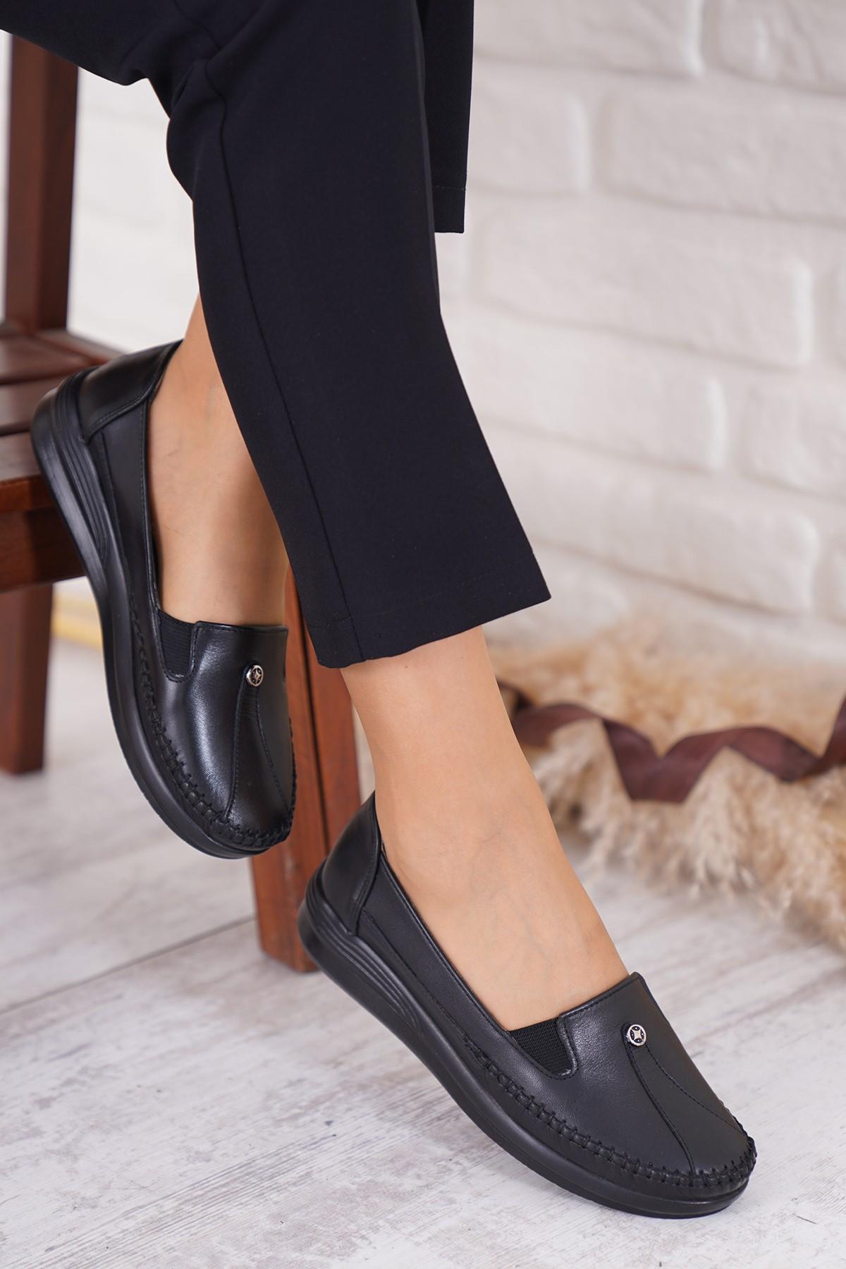 Heles Ön Parçalı Hakiki Deri Kadın Ayakkabı Siyah Cilt