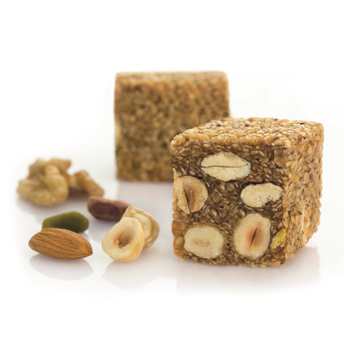 SESAME SEEDS & MIXED NUTS COATED WITH SESAME SEEDS