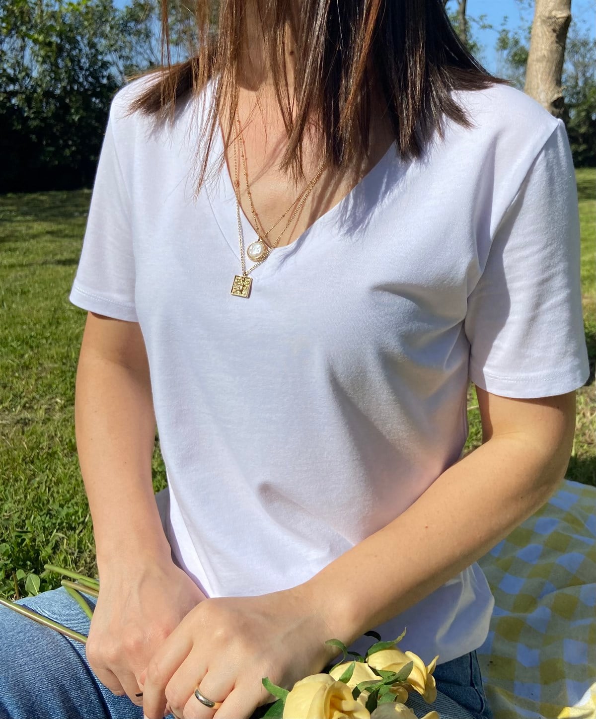 Cotton Modal V Yaka Beyaz Tişört