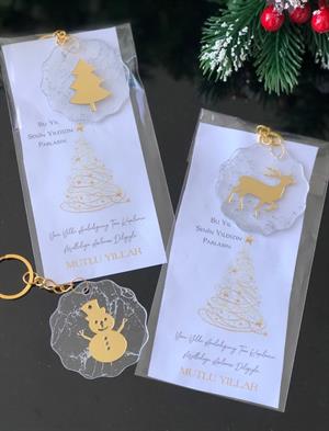 12 Adet Yılbaşı Hediyesi Çam Ağacı Geyik Kardan Adam Figürlü Anahtarlık Ve Kartı Yeni Yıl Hediyesi
