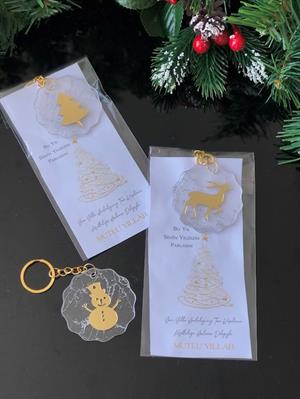 12 Adet Yılbaşı Hediyesi Çam Ağacı Geyik Kardan Adam Figürlü Anahtarlık Ve Kartı Yeni Yıl Hediyesi