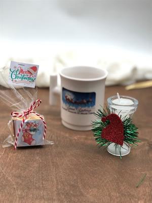 Baskılı 5 Adet Madlen,Kupa ve yılbaşı süslü mum Yılbaşı Setleri ve Sürpriz Yılbaşı Hediyesi