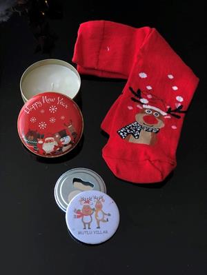 Christmas Temalı Yılbaşı Hediyesi Baskılı Mum Özel Temalı Açacak ve Yeni Yıl Yılbaşı Çorabı 