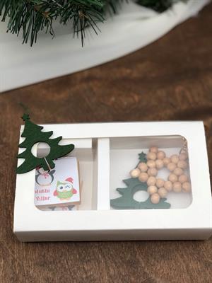 kutu içindeyılbaşı hediyesi ahşap yıldız anahtarlık noel yeni yıl baskılı 3 adet madlen çikolata