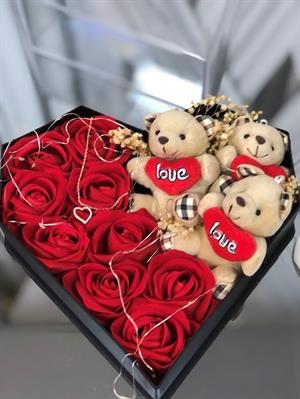 Sevgililer Günü Hediyesi Özel Prizma Kalp Kutuda Ledli Çiçekli Ayıcık Ve Kolye Yılbaşı Anneler Günü