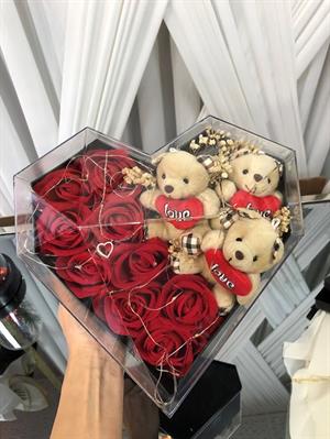 Sevgililer Günü Hediyesi Özel Prizma Kalp Kutuda Ledli Çiçekli Ayıcık Ve Kolye Yılbaşı Anneler Günü