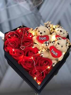 Sevgililer Günü Hediyesi Özel Prizma Kalp Kutuda Ledli Çiçekli Ayıcık Ve Kolye Yılbaşı Anneler Günü