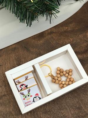 yılbaşı baskılı 3 madlen ve ahşap boncuk anahtarlık yeni yıl hediyesi