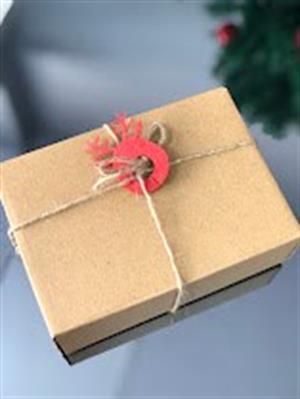 Yılbaşı Hediyesi Kutuda Kalpli Çikolata Ayıcık Anahtarlık Yeni Yıl Temalı Mum Sevgiliye Arkadaşa